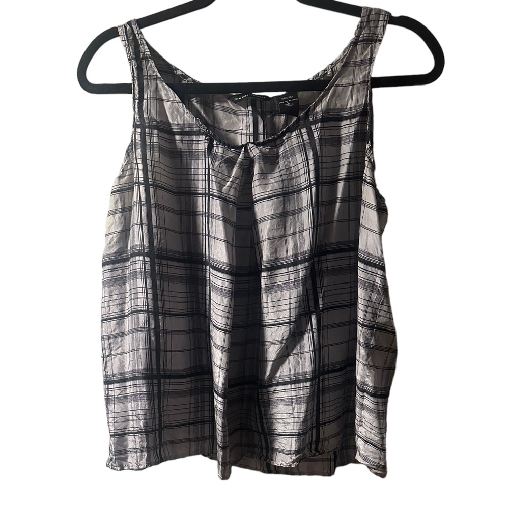 New York & company silk sleeveless blouse size L EUC